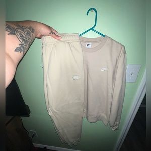 Nike Sweatsuit